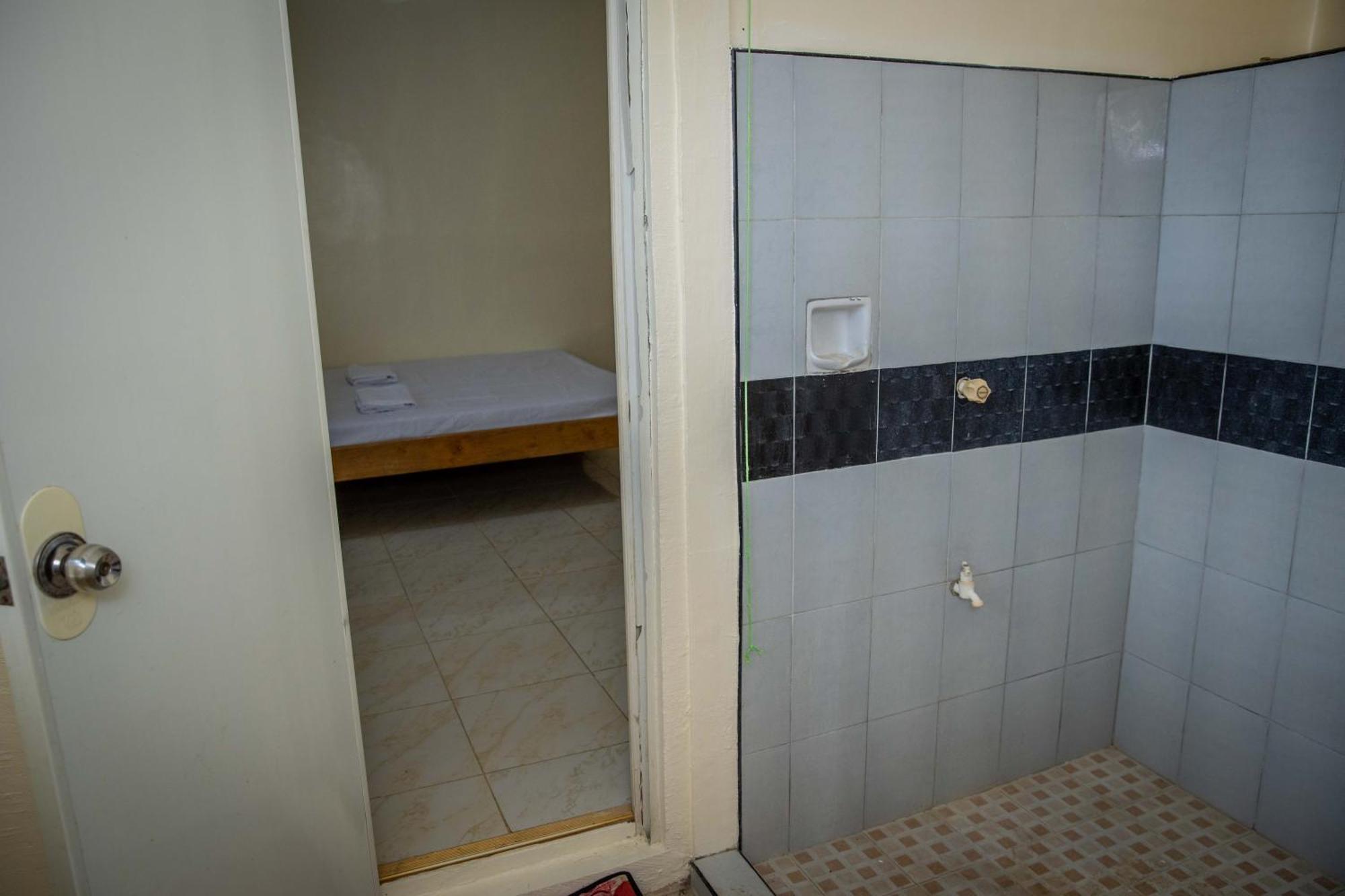 Fardesam - Budget Friendly Guest House Сікіхор Екстер'єр фото