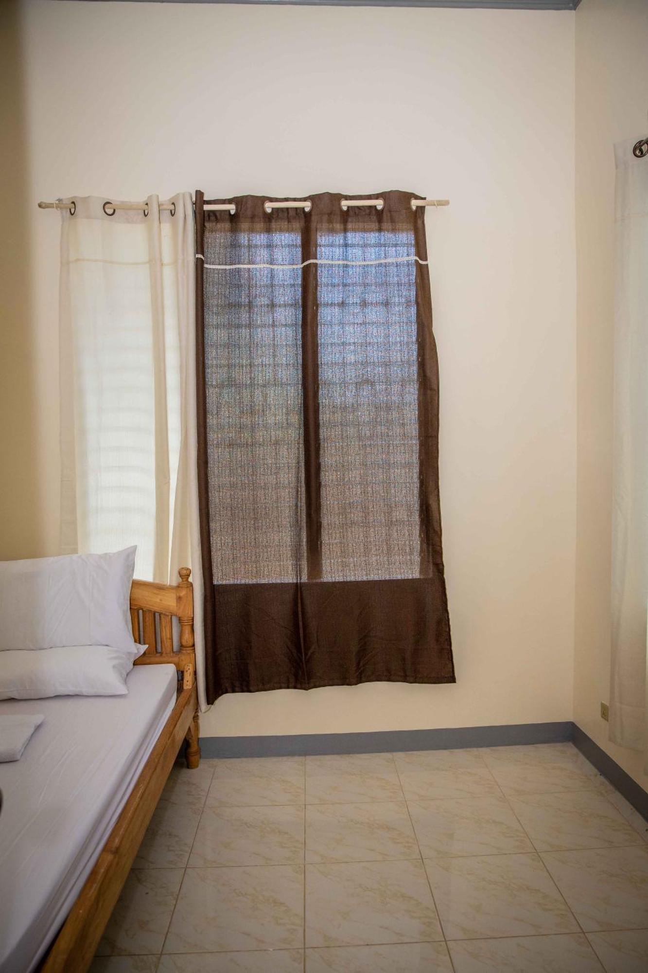 Fardesam - Budget Friendly Guest House Сікіхор Екстер'єр фото
