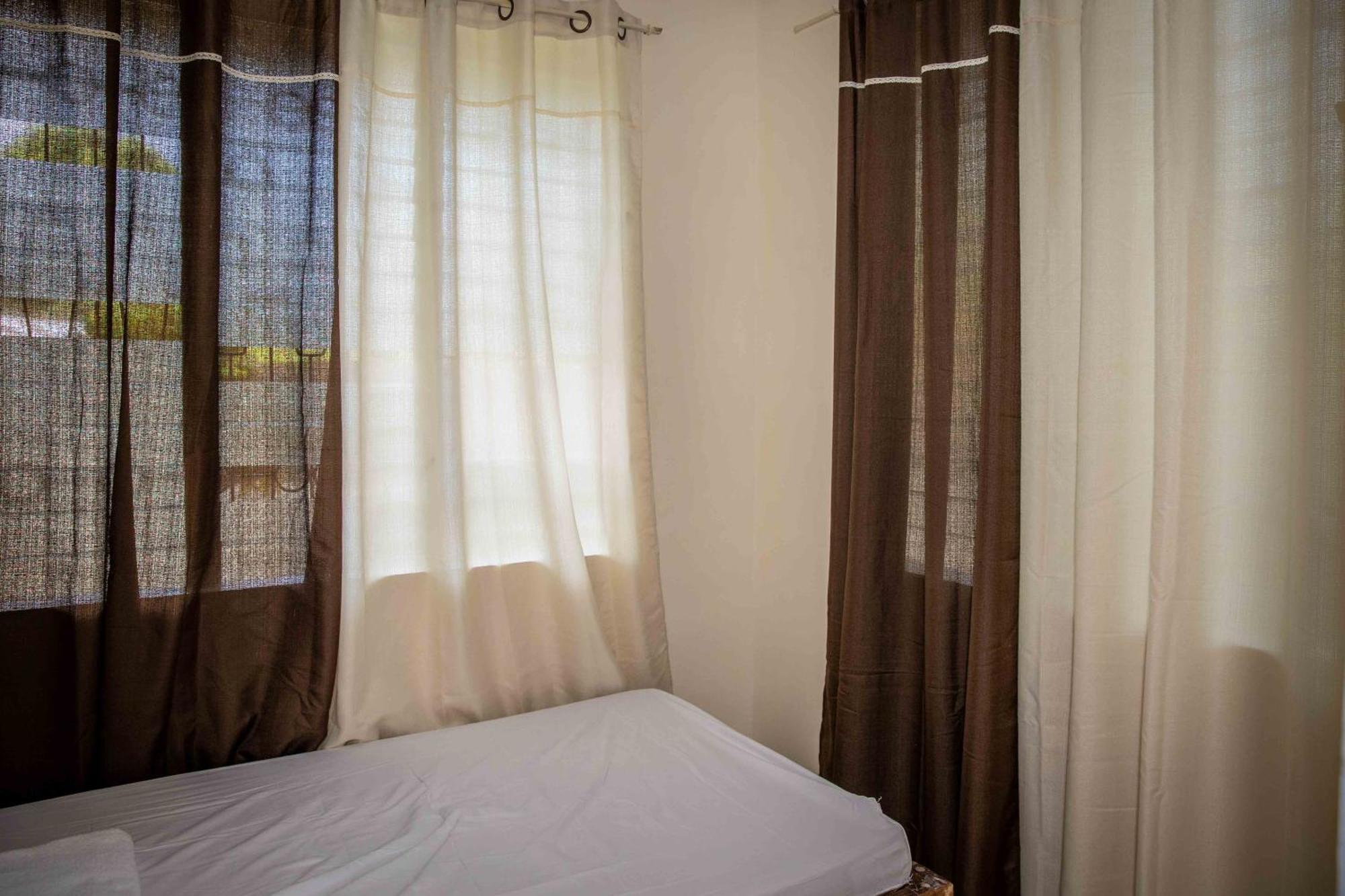 Fardesam - Budget Friendly Guest House Сікіхор Екстер'єр фото